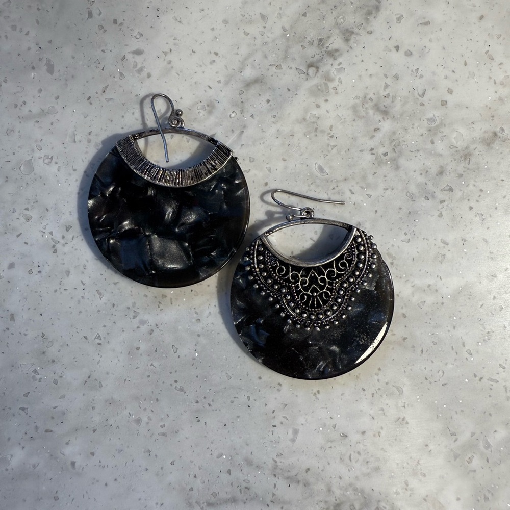 Elegant Black and Silver Earrings